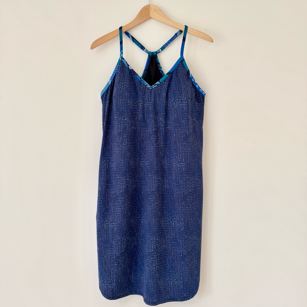 Title Nine “Next” Dress in Blue Abstract Pattern Side Pockets Racerback, Size L
